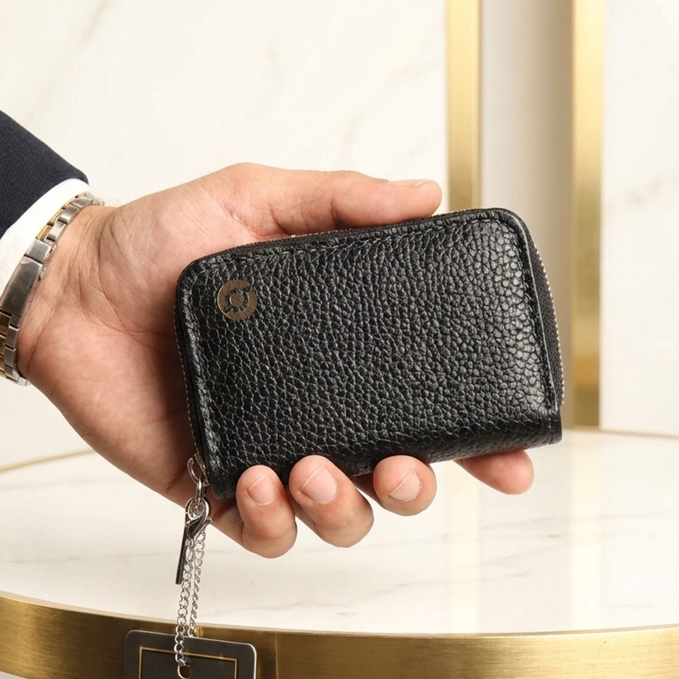 gk01 black e1782947191631